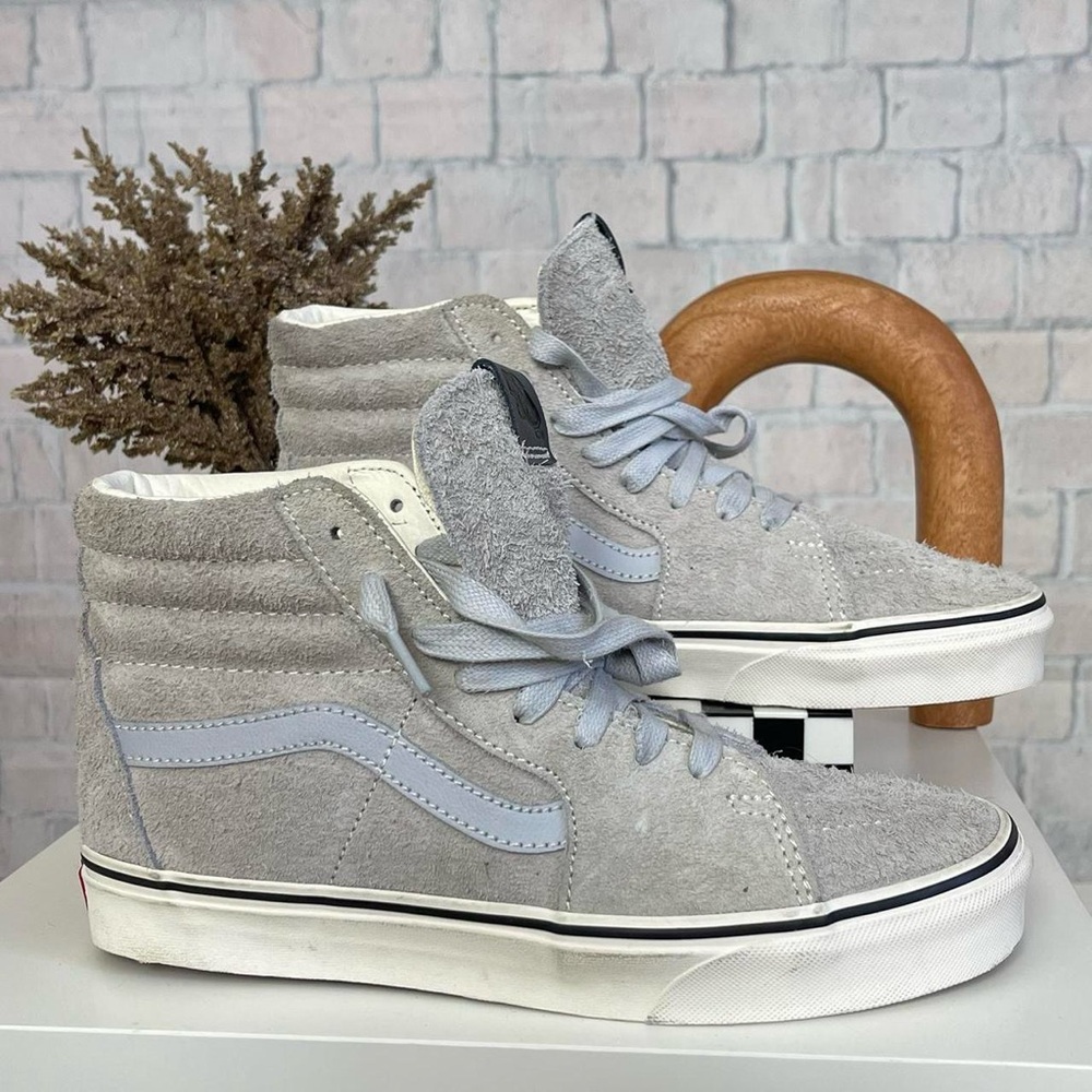 Vans Sk8-Hi
Grey Dawn Hairy Suede